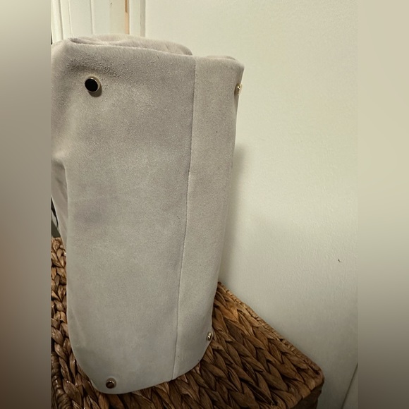 NWT Kate Spade Stardust Suede Willa satchel hobo bag. Light grey suede. - Picture 9 of 9
